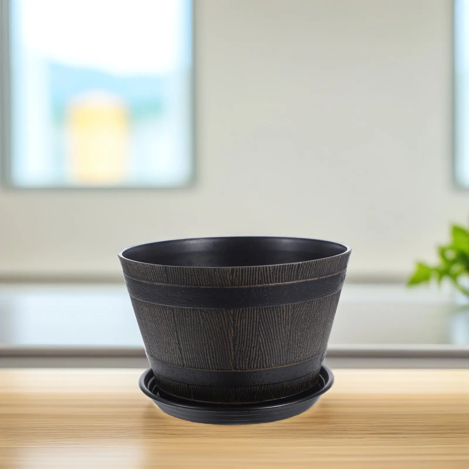 Винтажное кашпо-бочка из толстого АБС-пластика для улицы с дренажными отверстиями и поддоном для балкона, сада, большой цветочный горшок
Винтажное кашпо-бочка из толстого АБС-пластика для улицы с дренажными отверстиями и поддоном для балкона, сада, большой цветочный горшок