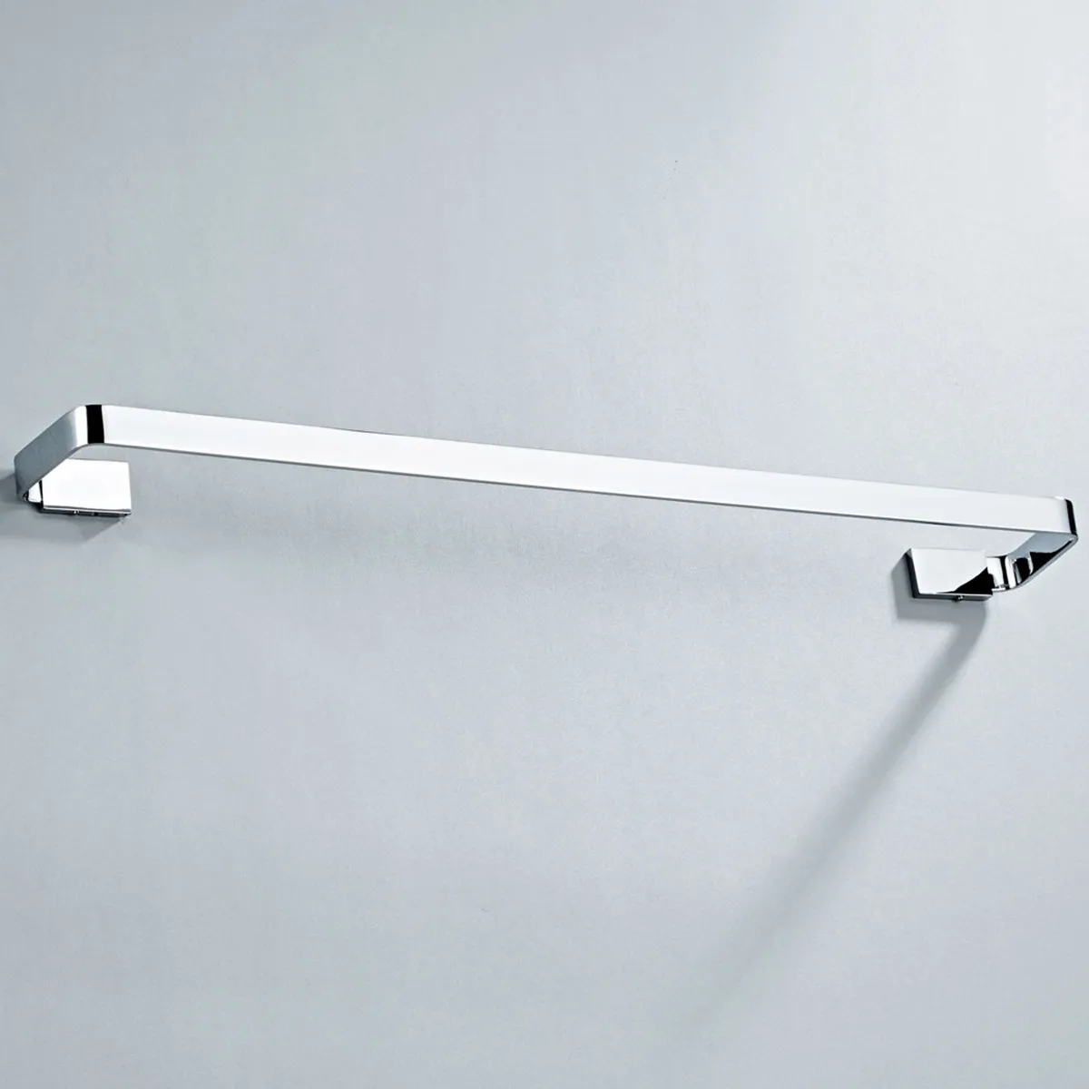 Silver Brass Wall-Mounted Towel Rack 57x8.6cm Waterproof Rustproof Single Towel Bar Bathroom Holder for Home Hotel
Silver Brass Wall-Mounted Towel Rack 57x8.6cm Waterproof Rustproof Single Towel Bar Bathroom Holder for Home Hotel