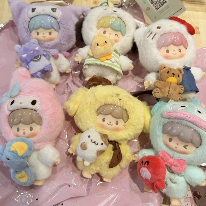Оригинальный новый персонаж Zzoton и Sanrio Love-League Buddies серии виниловая глухая коробка милая коллекция кукол загадочная игрушка кулон Gif
Оригинальный новый персонаж Zzoton и Sanrio Love-League Buddies серии виниловая глухая коробка милая коллекция кукол загадочная игрушка кулон Gif