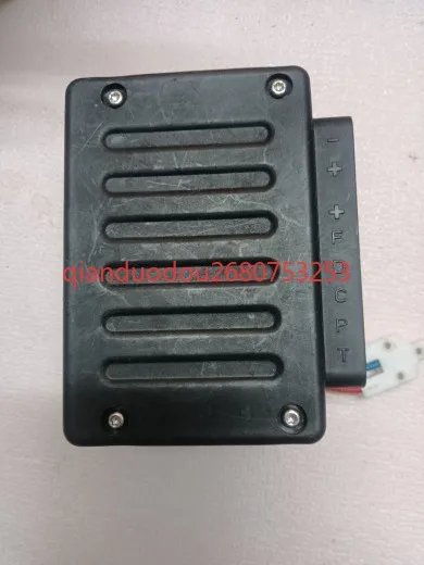 Suitable for Wanbao MFC20DC 12/24V car refrigerator compressor driver
Suitable for Wanbao MFC20DC 12/24V car refrigerator compressor driver