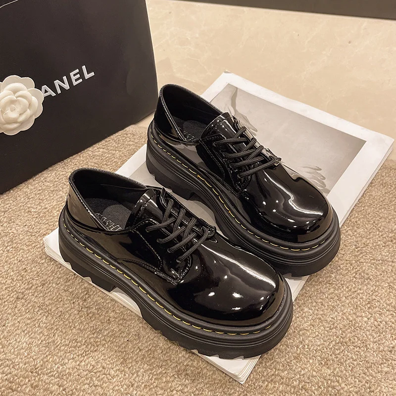 British Style Versatile Loafers Luxury Casual Women Shoes 2025 Fashion Comfortable Leather Shoes Ladies Thick Soled Oxford Shoes
British Style Versatile Loafers Luxury Casual Women Shoes 2025 Fashion Comfortable Leather Shoes Ladies Thick Soled Oxford Shoes