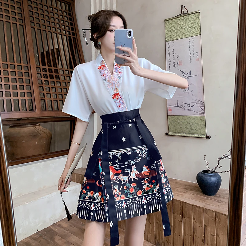 New Chinese Style Short Half Skirt Summer New Arrival Women's Fashion Skirt Wind Umbrella Skirt Polyester Short Sleeve V-neck
New Chinese Style Short Half Skirt Summer New Arrival Women's Fashion Skirt Wind Umbrella Skirt Polyester Short Sleeve V-neck