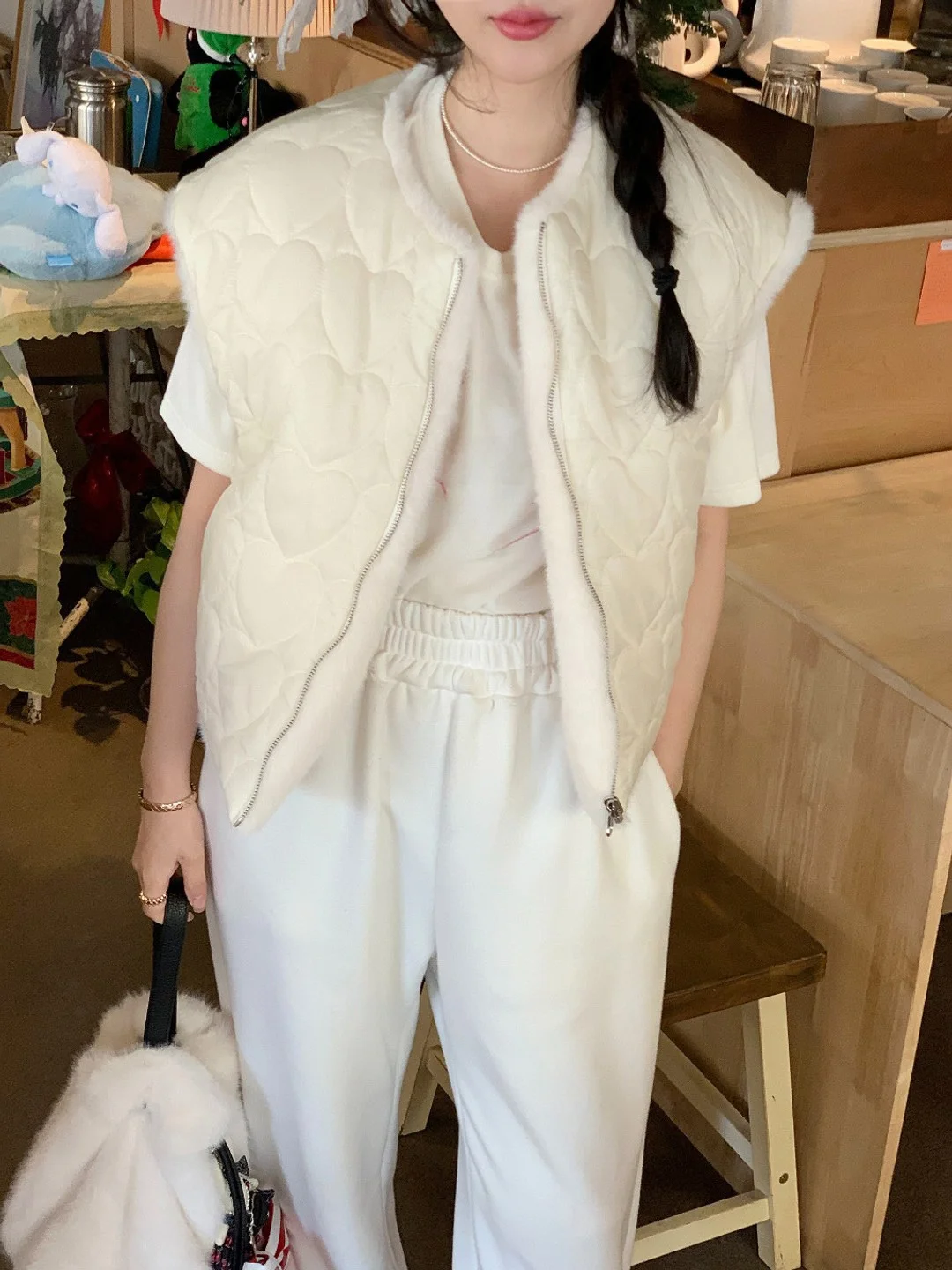 Double-Sided Wear Faux Mink Vest Women's Heart Pattern Cotton Jaet Vest Warm Casual Sle Thiened Zipper Closure No Sve
Double-Sided Wear Faux Mink Vest Women's Heart Pattern Cotton Jaet Vest Warm Casual Sle Thiened Zipper Closure No Sve