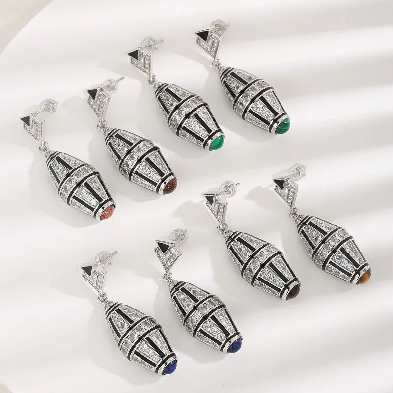 Luxury Retro Drop-Shaped Earrings European American Fashion Titanium Steel Micro-Inlaid Zircon Personality New
Luxury Retro Drop-Shaped Earrings European American Fashion Titanium Steel Micro-Inlaid Zircon Personality New