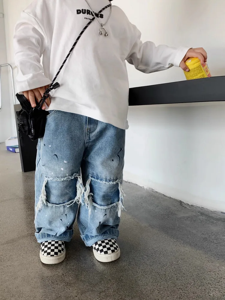 Handsome Children Wide-Leg Pants Boys Loose Trousers Spring Autumn Fashionable streetwear Boys Denim Jeans 2-8 Years Kids Jeans
Handsome Children Wide-Leg Pants Boys Loose Trousers Spring Autumn Fashionable streetwear Boys Denim Jeans 2-8 Years Kids Jeans