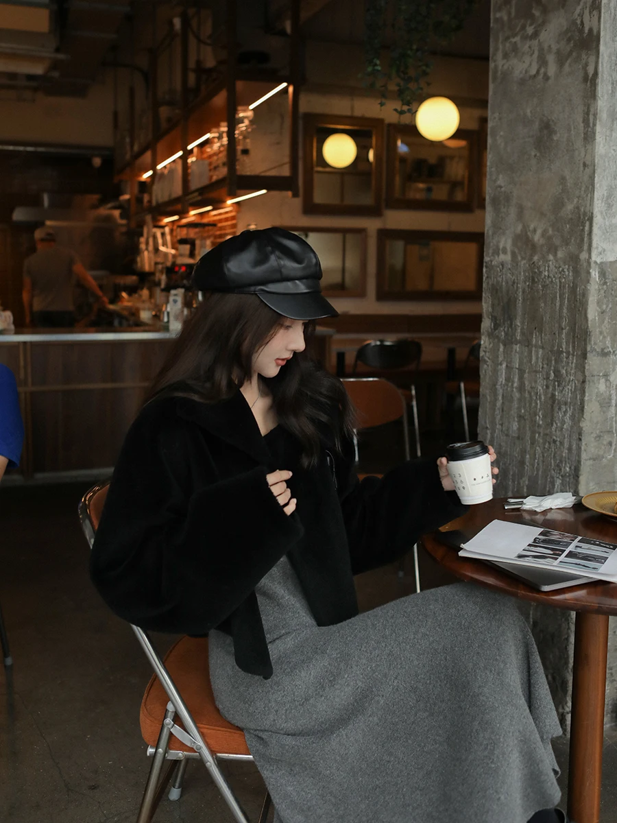 Aboutpoem Women's ort Batwing Sve Faux Fur Cosite Woolen Coat Warm Casual High Collar Long Sve Winter Outerwear
Aboutpoem Women's ort Batwing Sve Faux Fur Cosite Woolen Coat Warm Casual High Collar Long Sve Winter Outerwear