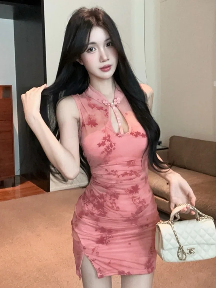 New Chinese Style Short Skirt Design Sexy Summer Hollow out Bodycon Dress Women's Retro Commute High Waist Floral Print Dress
New Chinese Style Short Skirt Design Sexy Summer Hollow out Bodycon Dress Women's Retro Commute High Waist Floral Print Dress