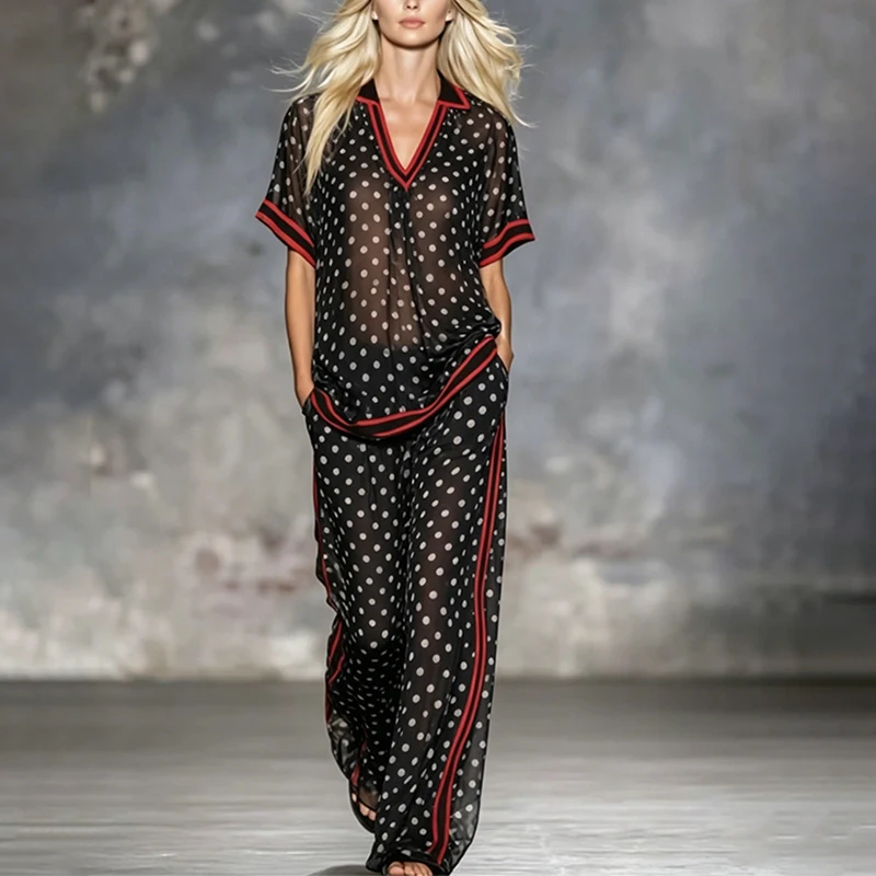 Summer Women's Polka Dot Print Stripe Contrast Color Casual Trousers Set V-Neck Short-Sleeved Top Wide-Leg Pants Two-Piece Set
Summer Women's Polka Dot Print Stripe Contrast Color Casual Trousers Set V-Neck Short-Sleeved Top Wide-Leg Pants Two-Piece Set