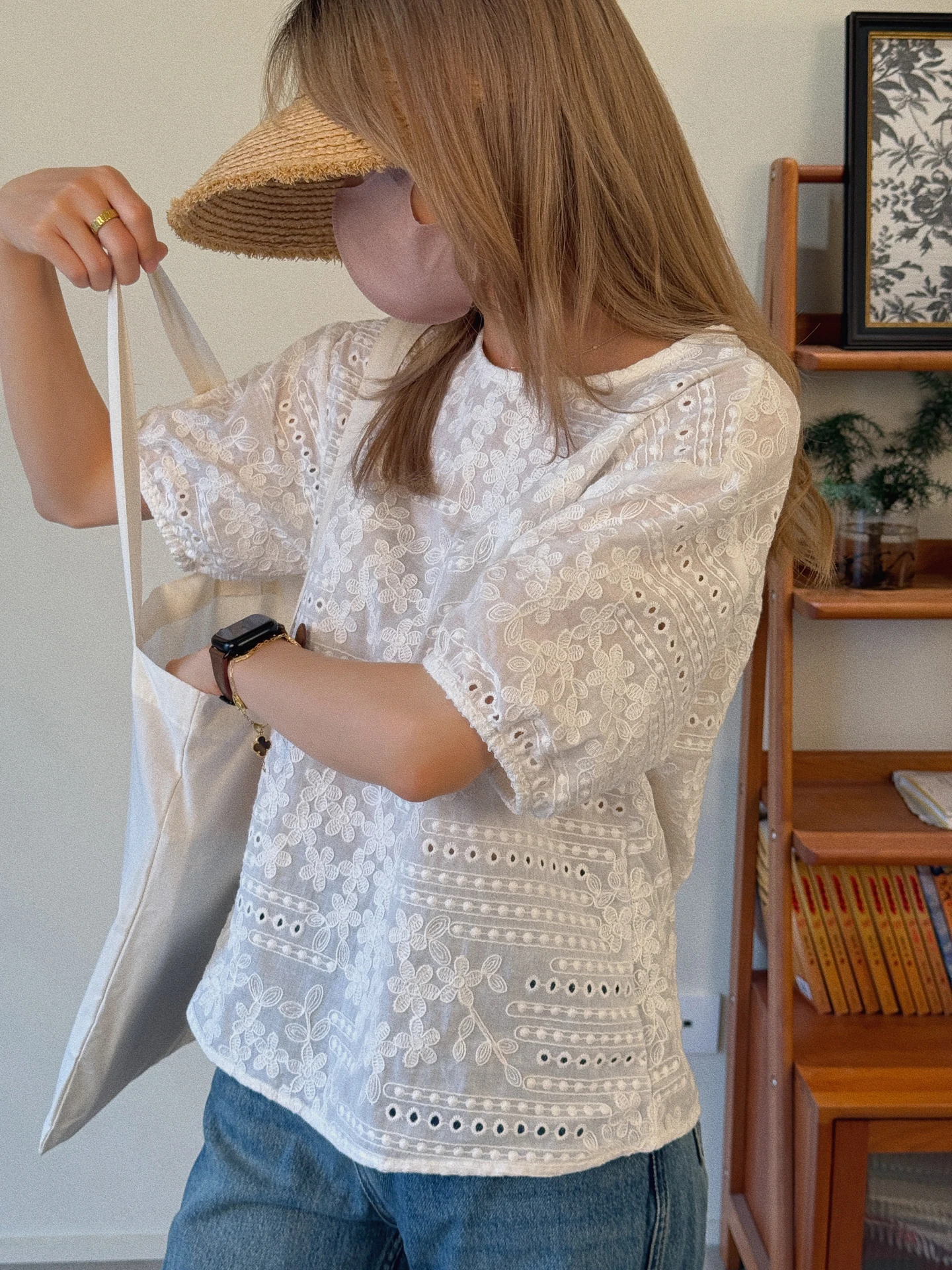 Женский летний повседневный топ Jophond Lou из чистого хлопка с вышивкой, свободного кроя, нежного белого цвета
Женский летний повседневный топ Jophond Lou из чистого хлопка с вышивкой, свободного кроя, нежного белого цвета