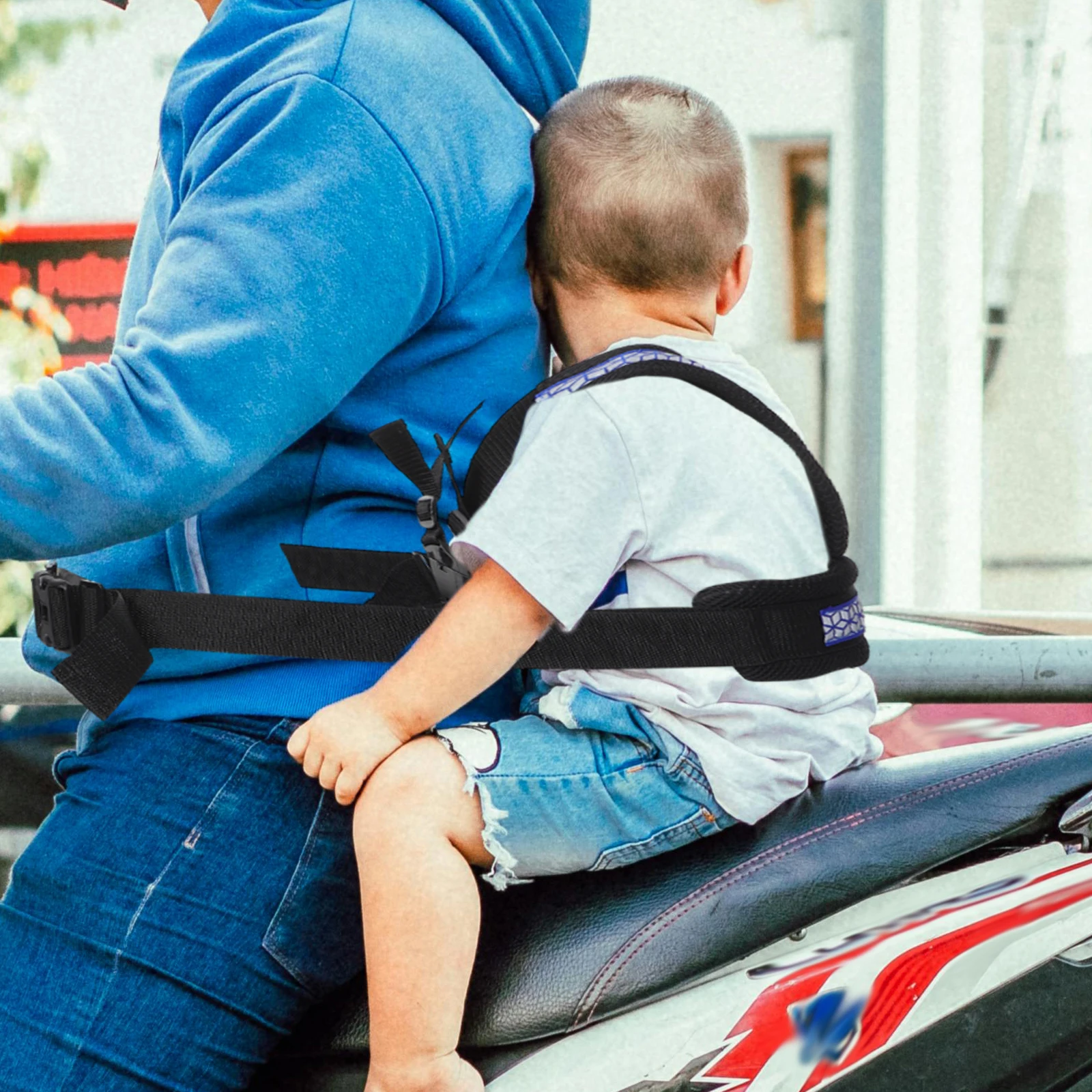 Adjustable Toddler Motorcycle Safety Harness With Leash For Child Safety With Reflective Strips And Comfortable Back Support
Adjustable Toddler Motorcycle Safety Harness With Leash For Child Safety With Reflective Strips And Comfortable Back Support