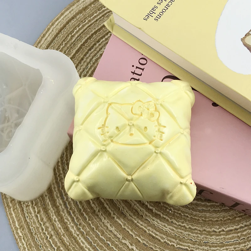 cat pillow silicone mold Pinching Toy for Stress Relief DIY Soap Mold Candle Mold Fondant Cake Decoration tool
cat pillow silicone mold Pinching Toy for Stress Relief DIY Soap Mold Candle Mold Fondant Cake Decoration tool
