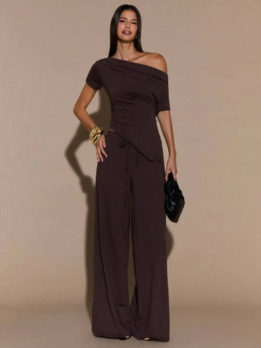 Brown Asymmetric Neck Short Sleeve Top And Wide Leg Pants Two Piece Set
Brown Asymmetric Neck Short Sleeve Top And Wide Leg Pants Two Piece Set
