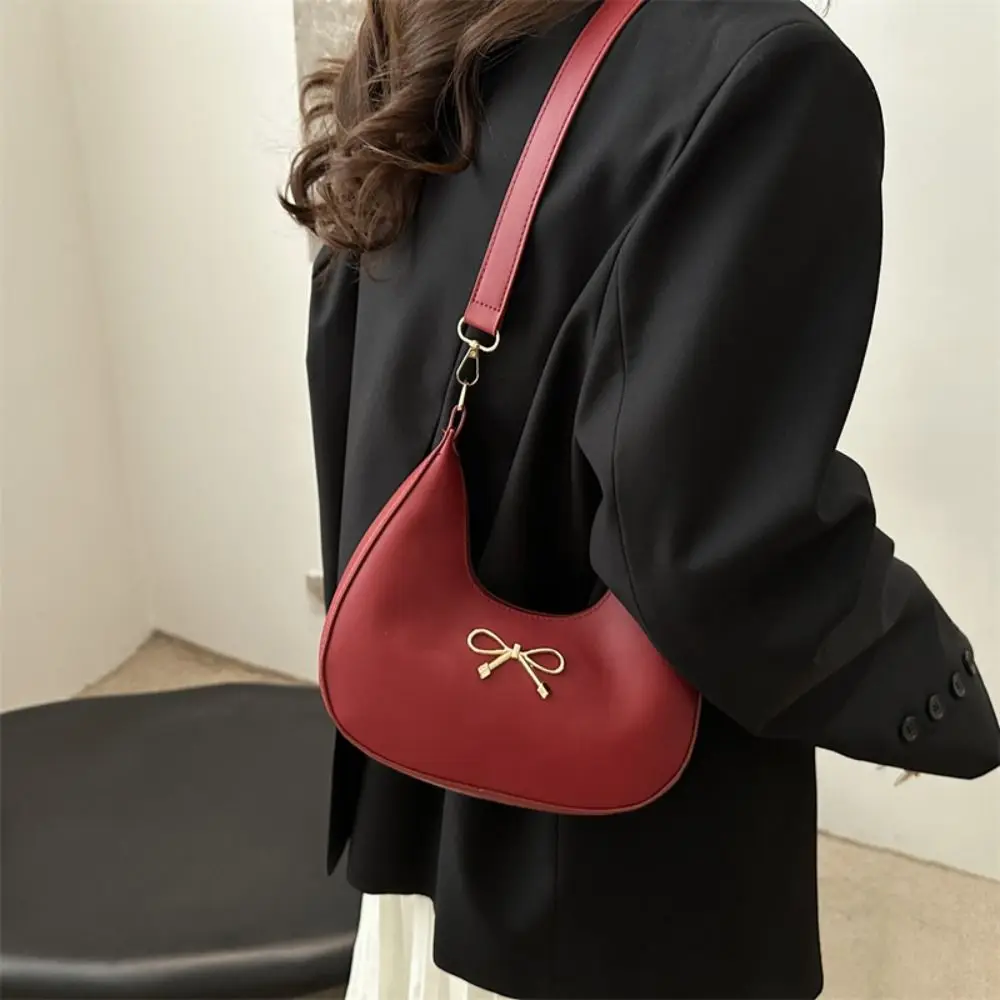 Trendy New Design Y2k Bow Shoulder Bags Solid Color Sweet Bowknot Armpit Bag Luxury PU Leather Women Handbag Girls
Trendy New Design Y2k Bow Shoulder Bags Solid Color Sweet Bowknot Armpit Bag Luxury PU Leather Women Handbag Girls