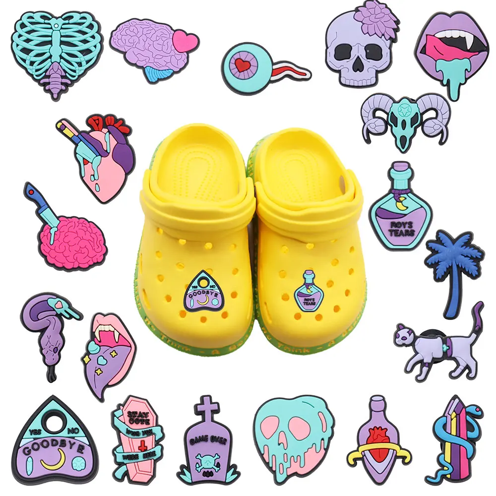 1-19Pcs PVC Scary Snake Skull Skeleton Garden Shoe Charms Accessories Kids Designer Accessories Fit Holiday Gift
1-19Pcs PVC Scary Snake Skull Skeleton Garden Shoe Charms Accessories Kids Designer Accessories Fit Holiday Gift
