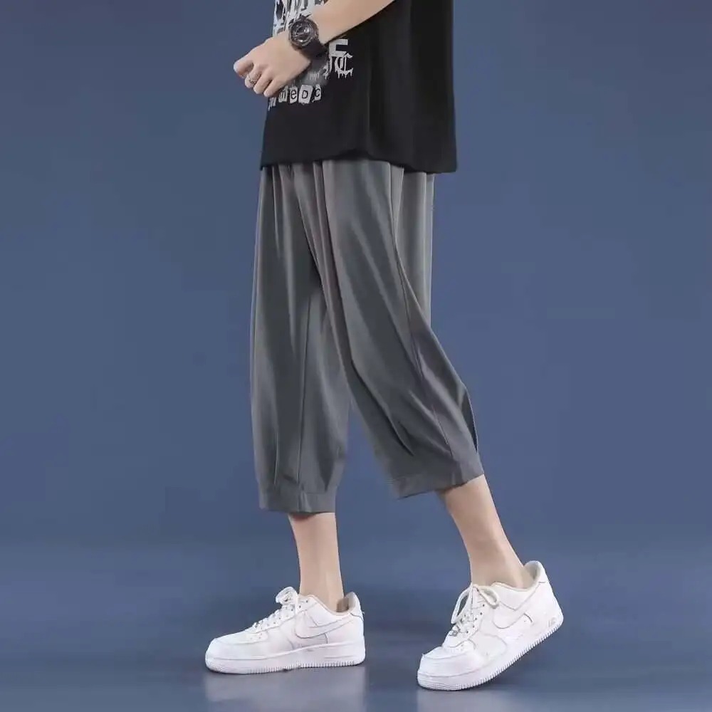 Мужские летние тонкие повседневные брюки-фонарики из ледяного шелка, верхняя одежда Spor, свободные орты, прямые брюки со средней талией, веревочная дверь
Мужские летние тонкие повседневные брюки-фонарики из ледяного шелка, верхняя одежда Spor, свободные орты, прямые брюки со средней талией, веревочная дверь