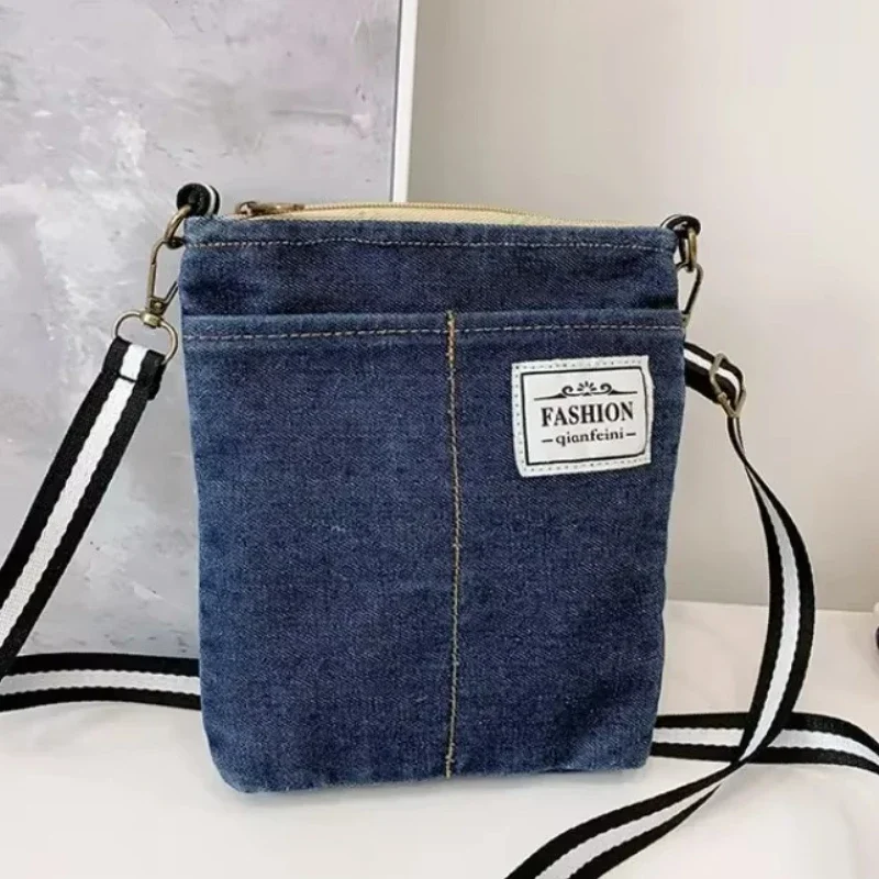 Solid Denim Zipper Sewing Thread Large Capacity Shoulder Bag 2026 High Quality Versatile Simplicity Single Women's Shoulder Bags
Solid Denim Zipper Sewing Thread Large Capacity Shoulder Bag 2026 High Quality Versatile Simplicity Single Women's Shoulder Bags
