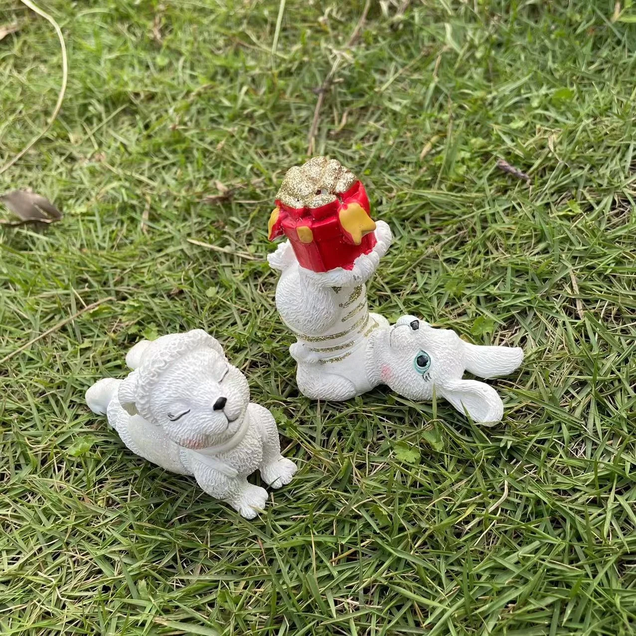New Christmas Gift Rabbit Gift Garden Decoration Home Courtyard Decoration Resin Crafts
New Christmas Gift Rabbit Gift Garden Decoration Home Courtyard Decoration Resin Crafts