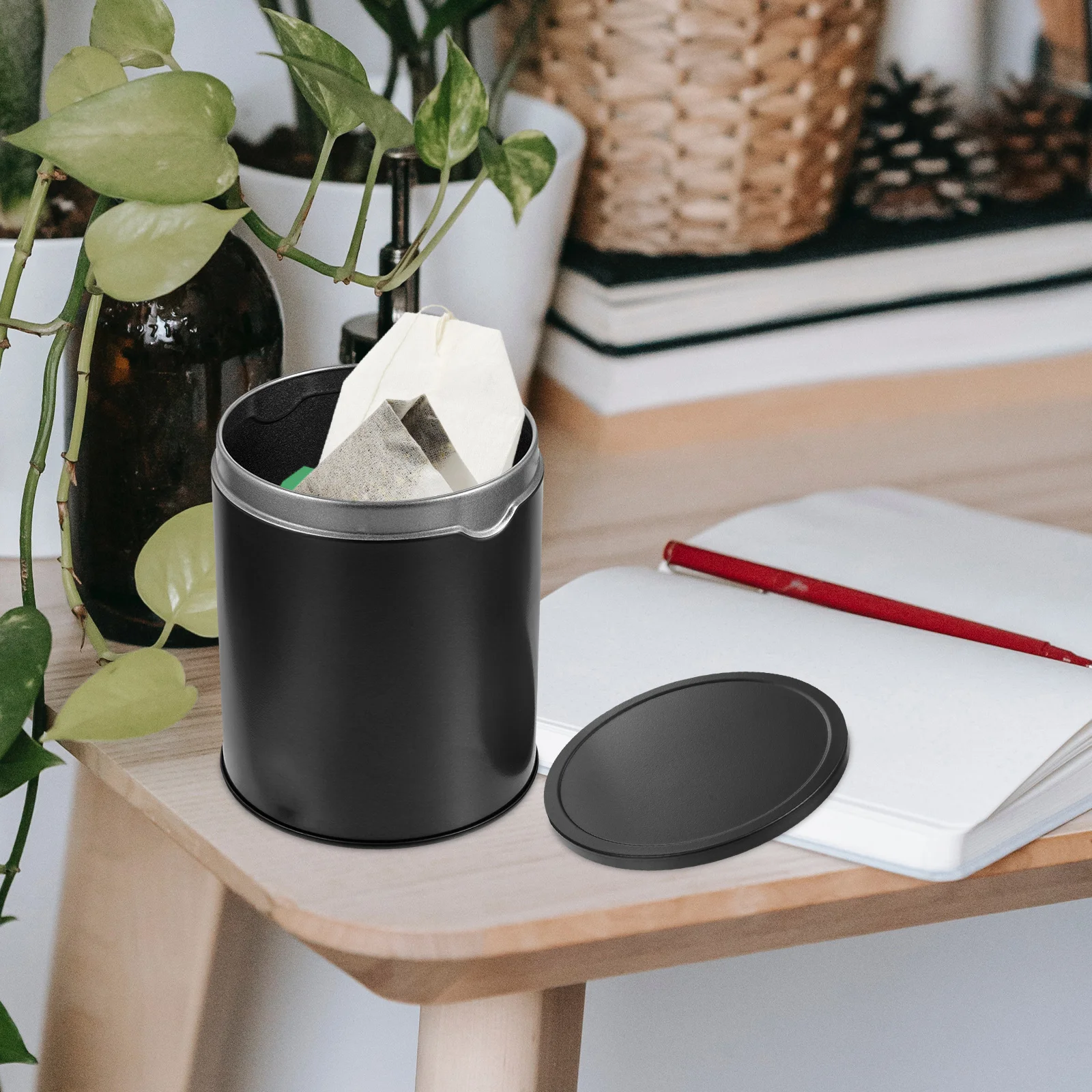 2 Pcs Black Gold Tea Canister Gift Box Airtight Tinplate Storage Jars Small Size Loose Leaf Tea Containers Food Storage
2 Pcs Black Gold Tea Canister Gift Box Airtight Tinplate Storage Jars Small Size Loose Leaf Tea Containers Food Storage