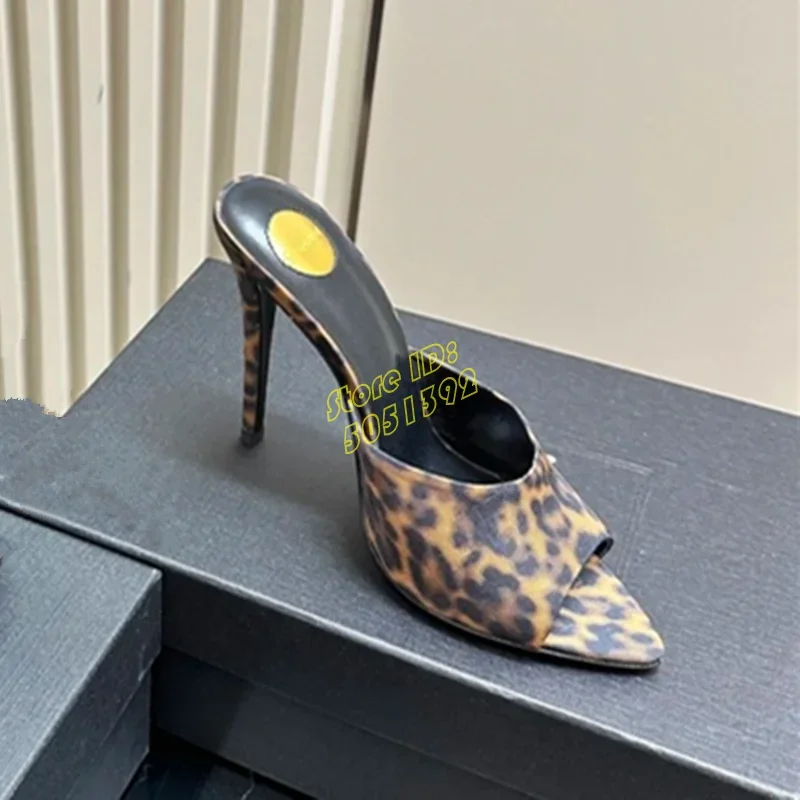Leopard Thin High Slippers Sexy Pointy Toe Slip On Shallow Black Red Fashion 2025 Summer Women Runway Dress Slides Thin Heel
Leopard Thin High Slippers Sexy Pointy Toe Slip On Shallow Black Red Fashion 2025 Summer Women Runway Dress Slides Thin Heel