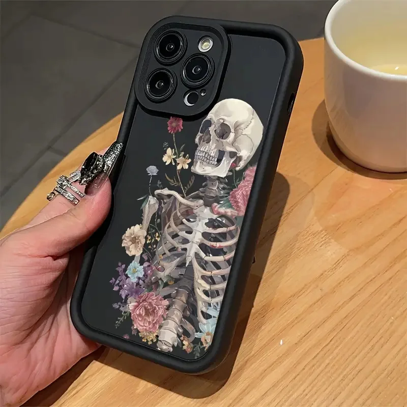 Gothic architecture Rose Skull head Pattern Silicone Case For iPhone 16 15 14 13 12 Pro Max 11 XS XR 16 15 7 8 Plus Cover Funda
Gothic architecture Rose Skull head Pattern Silicone Case For iPhone 16 15 14 13 12 Pro Max 11 XS XR 16 15 7 8 Plus Cover Funda