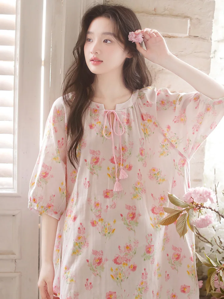 Women Sleepwear New Summer Sleepdress Breathable comfortable Sexy Cute Korean Style Pure Cotton Voile Sleeveless Homewear
Women Sleepwear New Summer Sleepdress Breathable comfortable Sexy Cute Korean Style Pure Cotton Voile Sleeveless Homewear