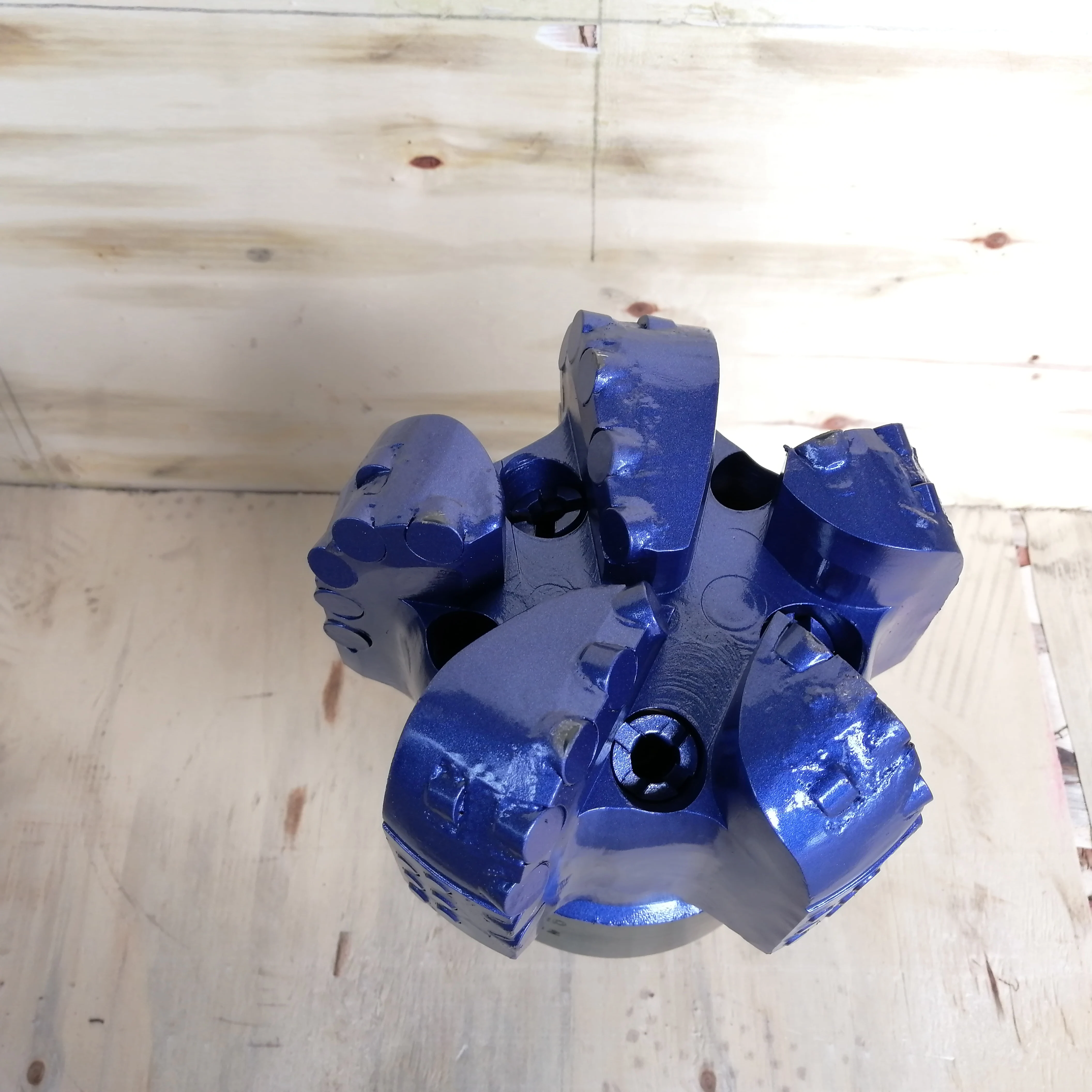 6 1/2\" PDC Drill Bits 5 Blades TCI Insert New Used Steel Tooth Tricone Construction Oil Drilling Tools for Well Forged
6 1/2\" PDC Drill Bits 5 Blades TCI Insert New Used Steel Tooth Tricone Construction Oil Drilling Tools for Well Forged