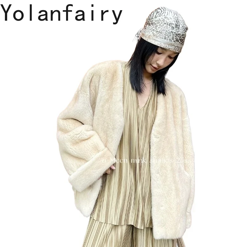 YOLANFAIRY High Quality Whole Mink Fur Coat Womens Winter Coats V-neck Tops Fluffy Overcoat Velvet Mink Real Fur Jacket Haut New
YOLANFAIRY High Quality Whole Mink Fur Coat Womens Winter Coats V-neck Tops Fluffy Overcoat Velvet Mink Real Fur Jacket Haut New