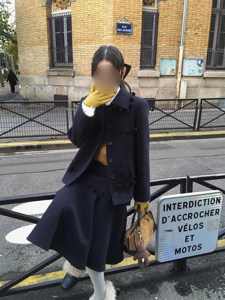 MONARTW 100 Woolen Short Coat Top Women's Fashion Winter Outfit High Waist Fish Tail Half Skirt Set Elegant Beautiful New Aut...
MONARTW 100 Woolen Short Coat Top Women's Fashion Winter Outfit High Waist Fish Tail Half Skirt Set Elegant Beautiful New Aut...