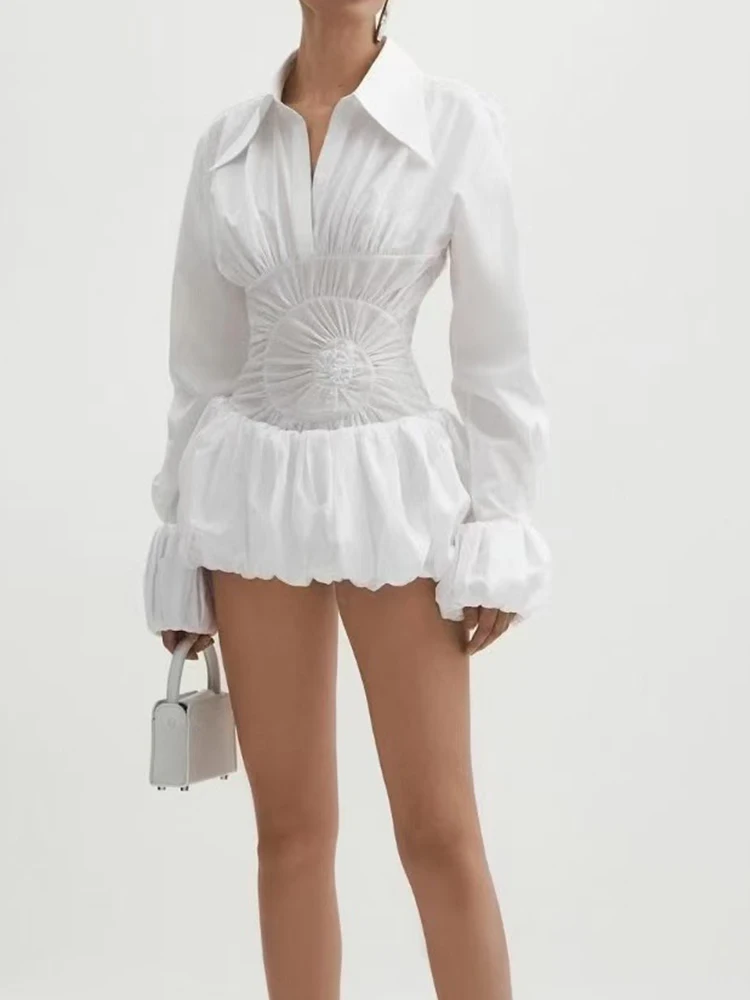 Fashion autumn 2025 new white lapel long sleeve slim blouses fashion Joker temperament pleated pullover shirt.
Fashion autumn 2025 new white lapel long sleeve slim blouses fashion Joker temperament pleated pullover shirt.