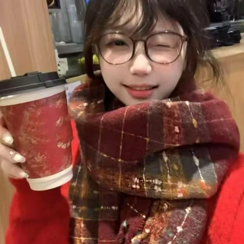 Простой шерстяной шарф в клетку из мохера с кисточками, плюшевые зимние кашемировые шарфы, теплая однотонная длинная шаль для женщин/мужчин
Простой шерстяной шарф в клетку из мохера с кисточками, плюшевые зимние кашемировые шарфы, теплая однотонная длинная шаль для женщин/мужчин