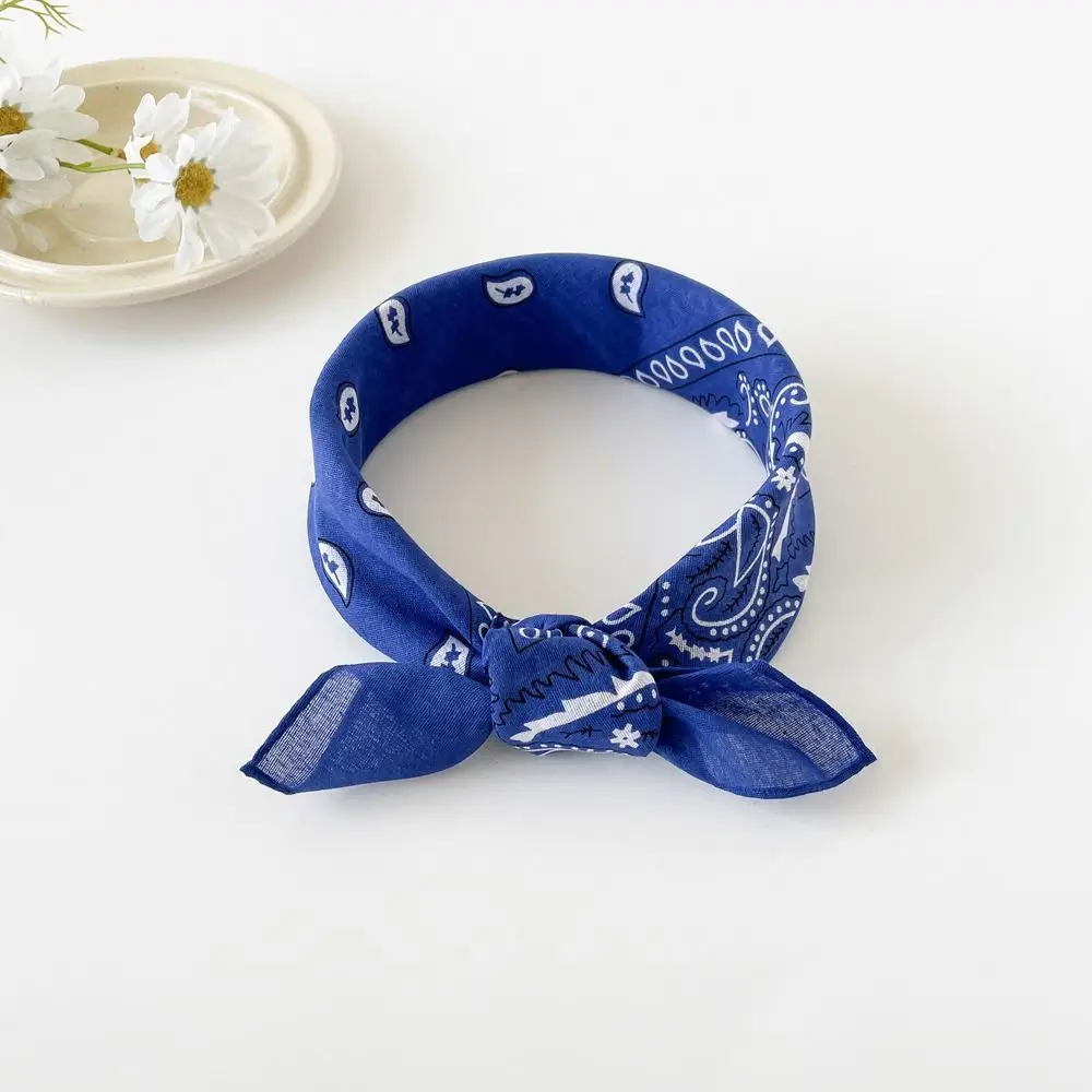 Headband Small Square Scarf Triangle Scarf Scarf Hair Band Cashew Nut Print Scarves Cotton and Linen Hair Scarf
Headband Small Square Scarf Triangle Scarf Scarf Hair Band Cashew Nut Print Scarves Cotton and Linen Hair Scarf