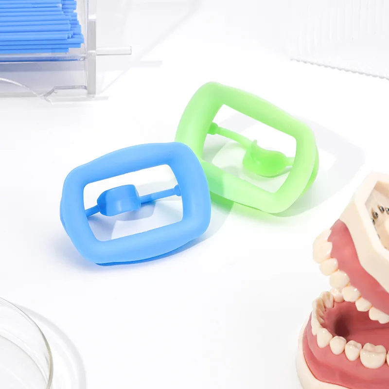 Dental soft silicone mouth opener Mouth opener O-type side mouth opener resistant to high temperatures
Dental soft silicone mouth opener Mouth opener O-type side mouth opener resistant to high temperatures