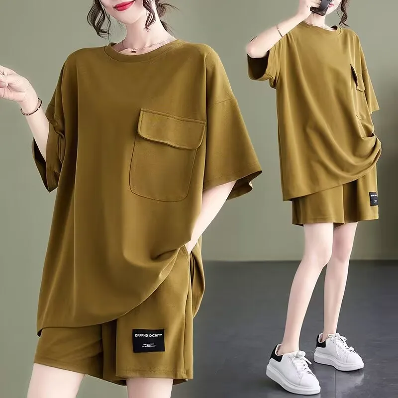 Fashion Suit Women's 2025 Summer New Pocket Design Casual Loose Short-sleeved Shorts Two-piece Set
Fashion Suit Women's 2025 Summer New Pocket Design Casual Loose Short-sleeved Shorts Two-piece Set