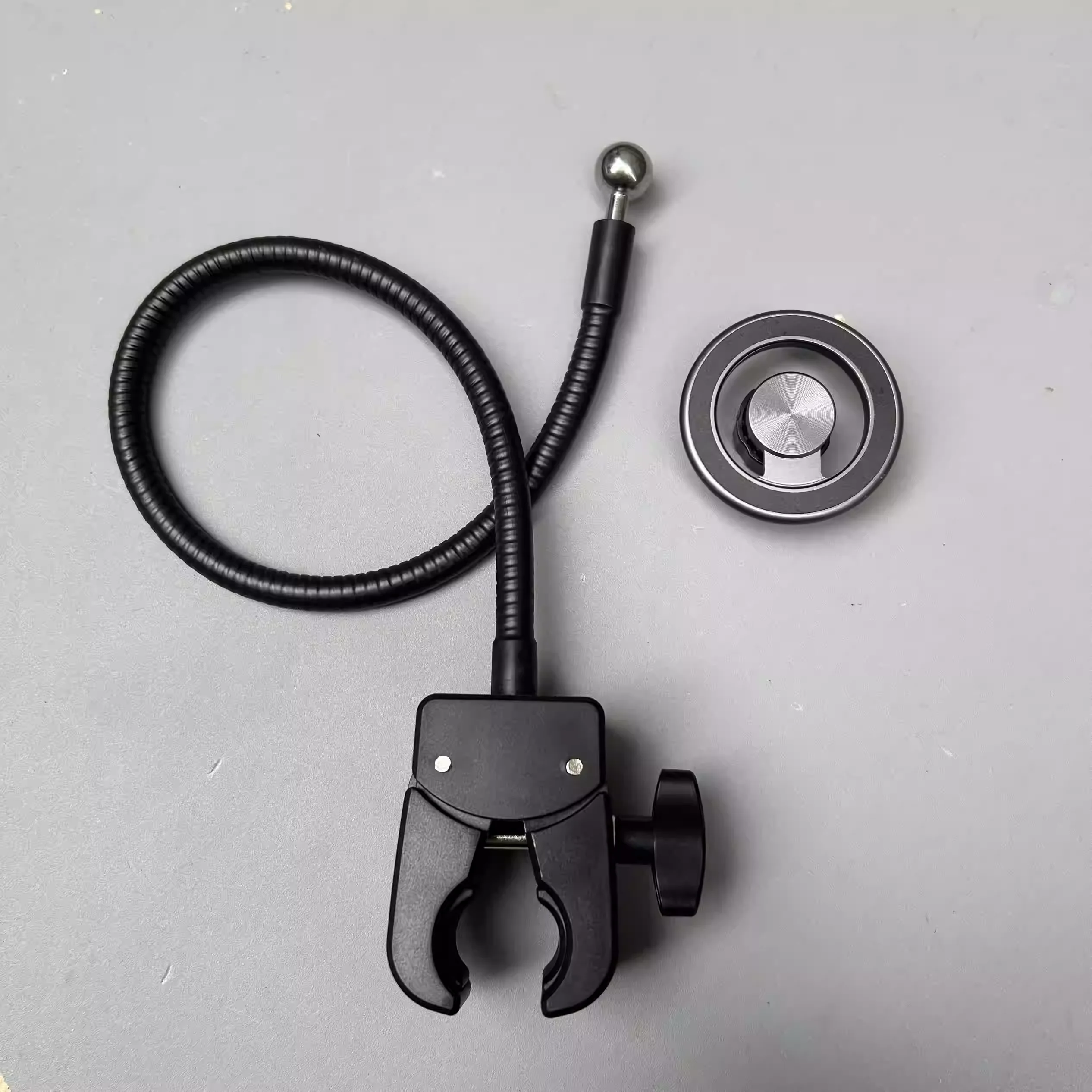 Alloy Soft Tube Phone Holder with Thickened Clamp Bracket round Tube Fixing Clamp Magnetic Suction Head for Stable Support
Alloy Soft Tube Phone Holder with Thickened Clamp Bracket round Tube Fixing Clamp Magnetic Suction Head for Stable Support