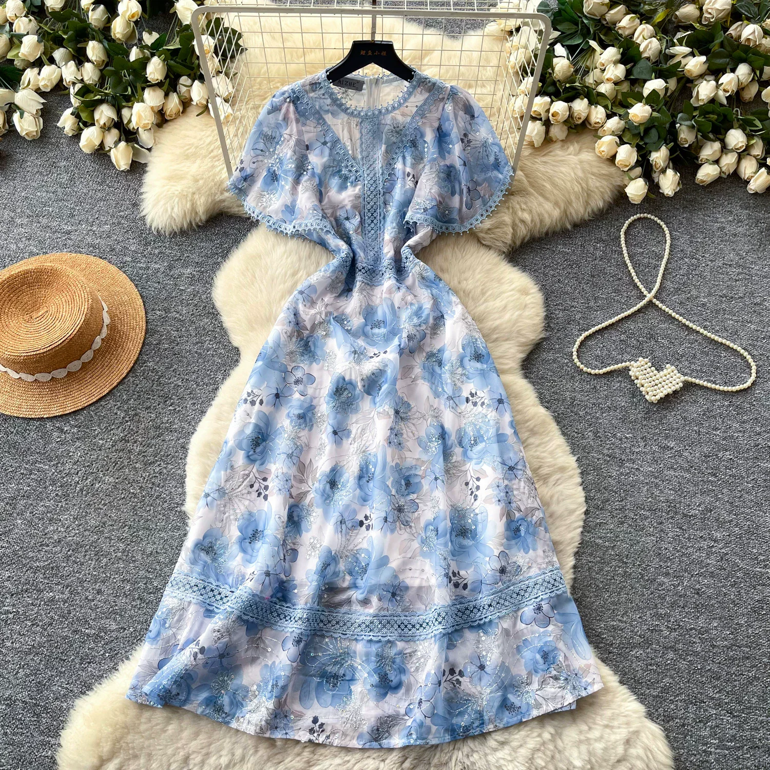 Vintage High-End Women's O-Neck Short Sleeve Ruffle Lace Hollow out Dress Summer Slim Elegant Long Dress Female Clothing
Vintage High-End Women's O-Neck Short Sleeve Ruffle Lace Hollow out Dress Summer Slim Elegant Long Dress Female Clothing