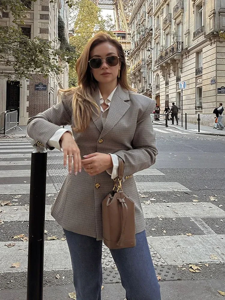 Lapel High Waist Suit Off Women Fashion V-neck Single Breasted Loose Slim Jacket 2025 Lady Autumn New Daily Commute Office Coats 
Lapel High Waist Suit Off Women Fashion V-neck Single Breasted Loose Slim Jacket 2025 Lady Autumn New Daily Commute Office Coats