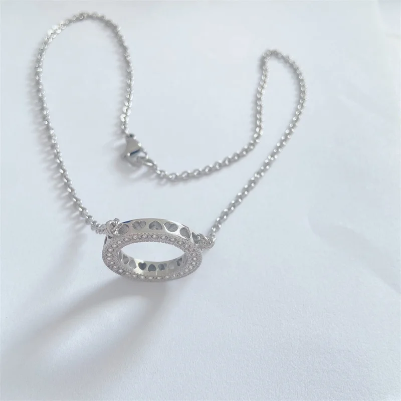 Round Zircon Stainless Steel Necklace That Does Not Fade, Suitable For Women'S Summer Niche, High-End, Versatile Collarbone
Round Zircon Stainless Steel Necklace That Does Not Fade, Suitable For Women'S Summer Niche, High-End, Versatile Collarbone