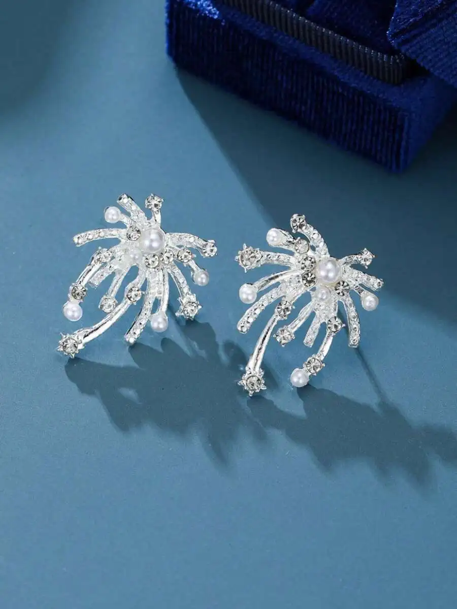 Elegant Firework Star Stud Earrings With Pearls And Crystals For Women
Elegant Firework Star Stud Earrings With Pearls And Crystals For Women