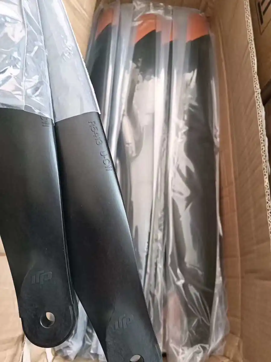 R5415 R5413 U/L-CW/CCW комплект лопастей пропеллера, часть для Agras DJI T40, аксессуары для сельскохозяйственных дронов
R5415 R5413 U/L-CW/CCW комплект лопастей пропеллера, часть для Agras DJI T40, аксессуары для сельскохозяйственных дронов