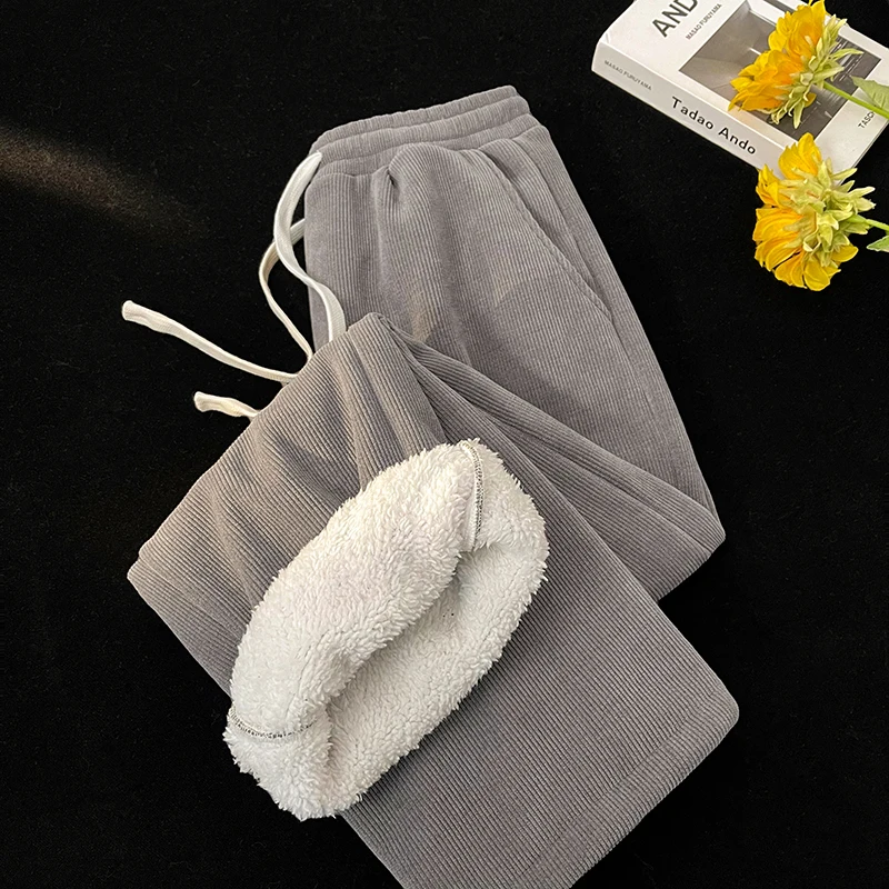 Мужские утепленные брюки из овечьего флиса, осенне-зимние, свободные, прямые, повседневные, винтажные, американского стиля, хлопковые
Мужские утепленные брюки из овечьего флиса, осенне-зимние, свободные, прямые, повседневные, винтажные, американского стиля, хлопковые