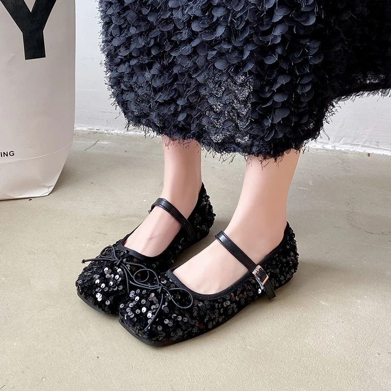Women’s Shoes New Soft Soled Shu Designer Square Toe Versatile Mary Jane Single Shoe Buckle Breathable Casual Shoes for Women
Women’s Shoes New Soft Soled Shu Designer Square Toe Versatile Mary Jane Single Shoe Buckle Breathable Casual Shoes for Women