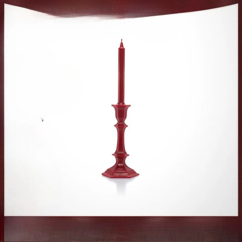 Candlestick candle, red gift box.
Candlestick candle, red gift box.