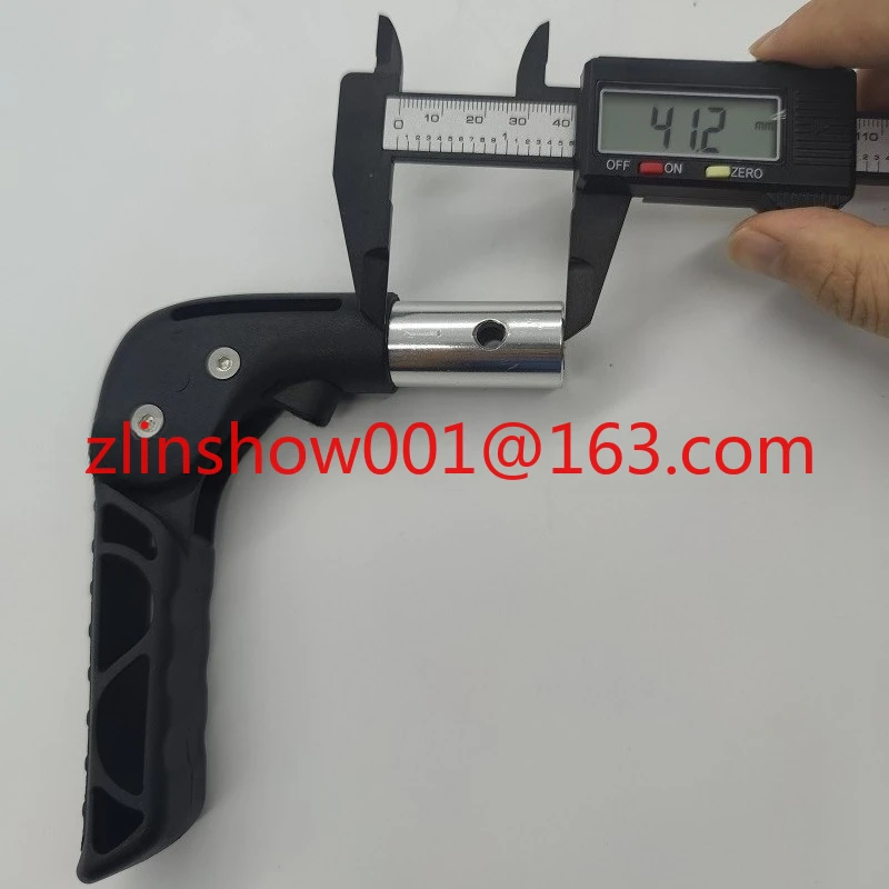 Universal sports wheelchair 22MM pipe diameter foldable rear push handle accessories
Universal sports wheelchair 22MM pipe diameter foldable rear push handle accessories