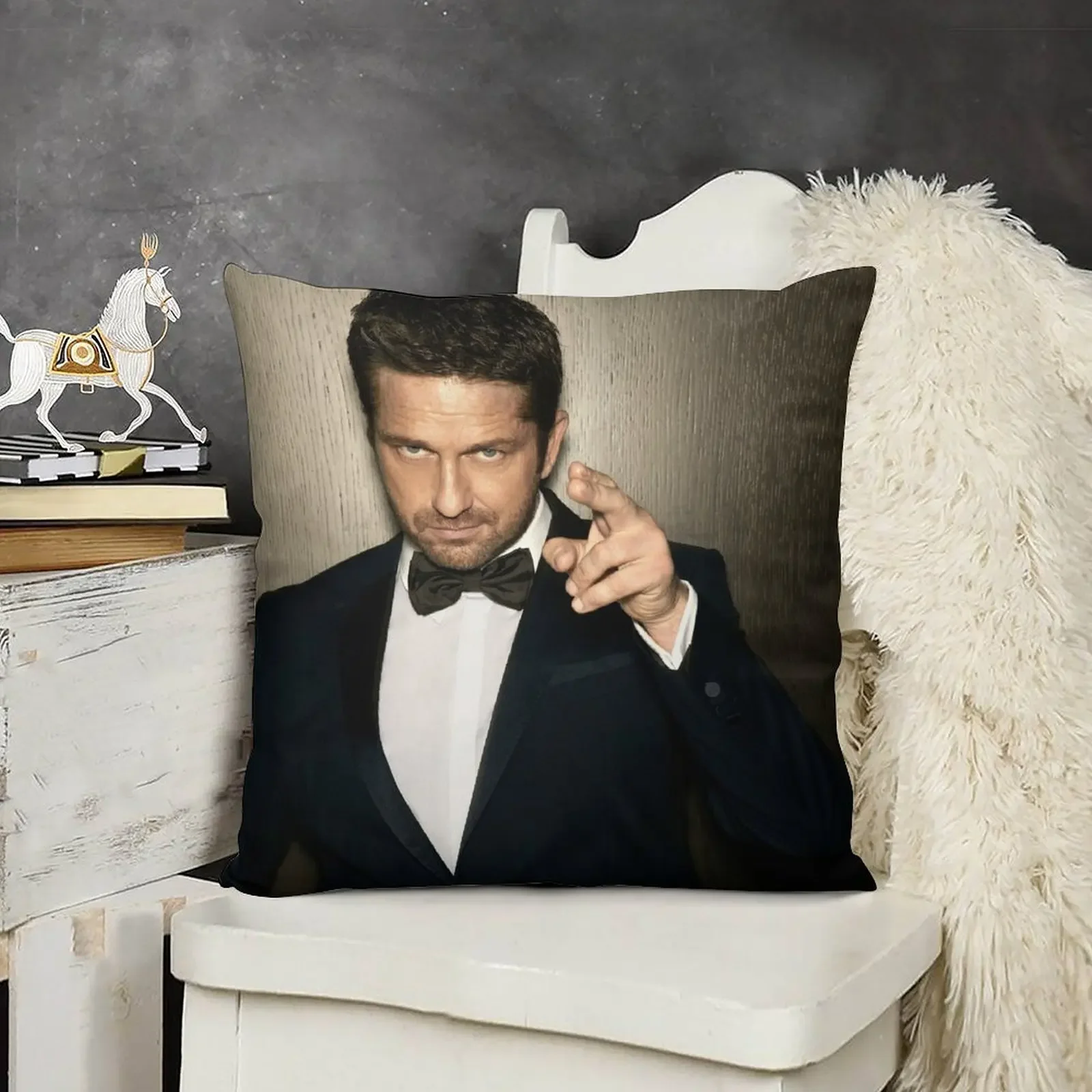 Gerard Butler Throw Pillow Covers For Sofas pillow cover luxury autumn pillowcase Christmas Pillow
Gerard Butler Throw Pillow Covers For Sofas pillow cover luxury autumn pillowcase Christmas Pillow