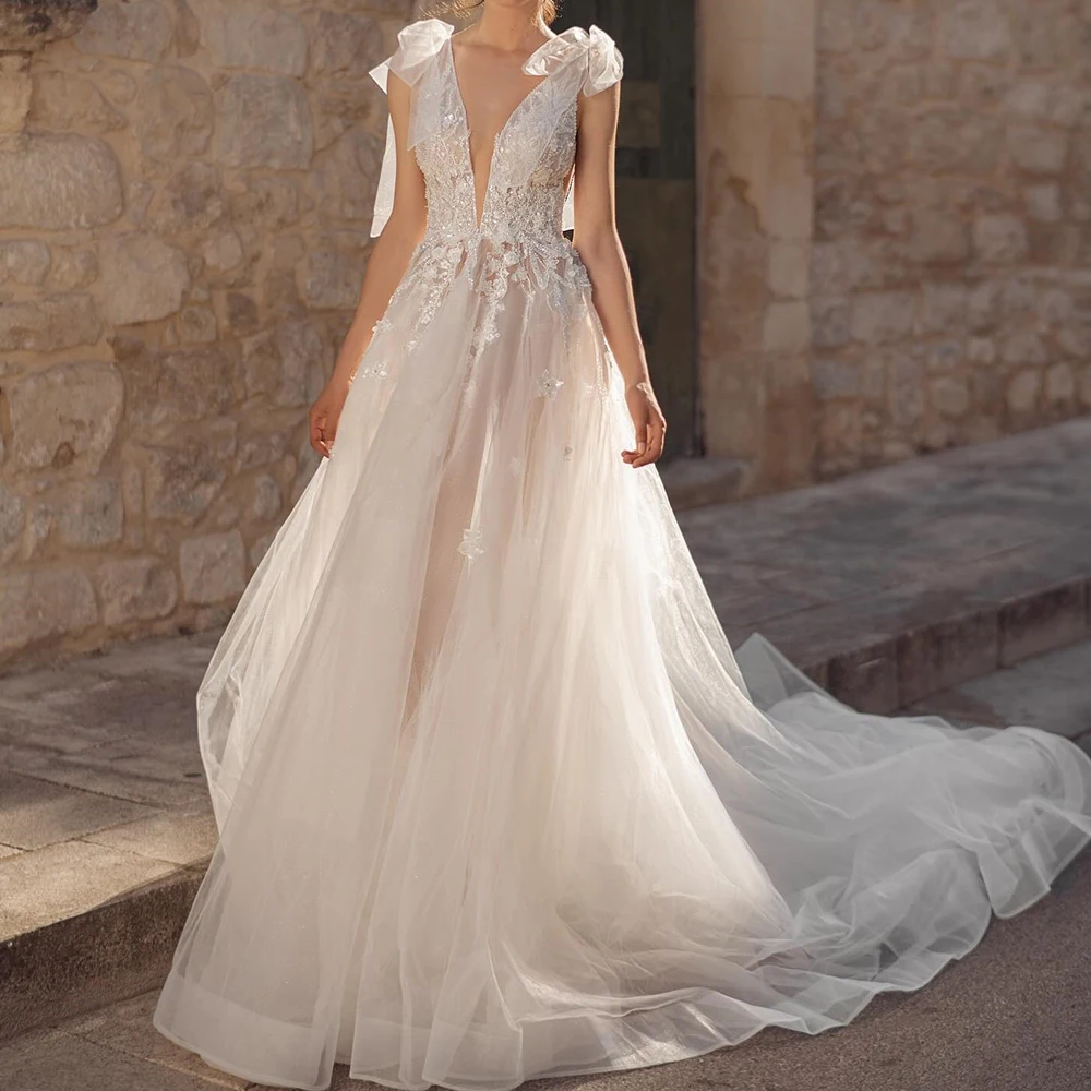 CustomizedFashion Deep V-Neck Cap Sleeve Wedding Dress Floor Length A-Line Organza Sleeveless Delicate Appliques Sequined Sweep
CustomizedFashion Deep V-Neck Cap Sleeve Wedding Dress Floor Length A-Line Organza Sleeveless Delicate Appliques Sequined Sweep