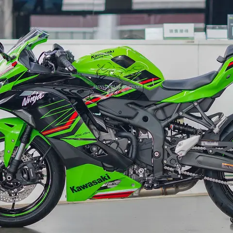 For Kawasaki ZX-4R/RR/25R Carbon Fiber Fuel Tank Protective Cases Motorcycle Modified Shell Decoration Sliders Protector Covers