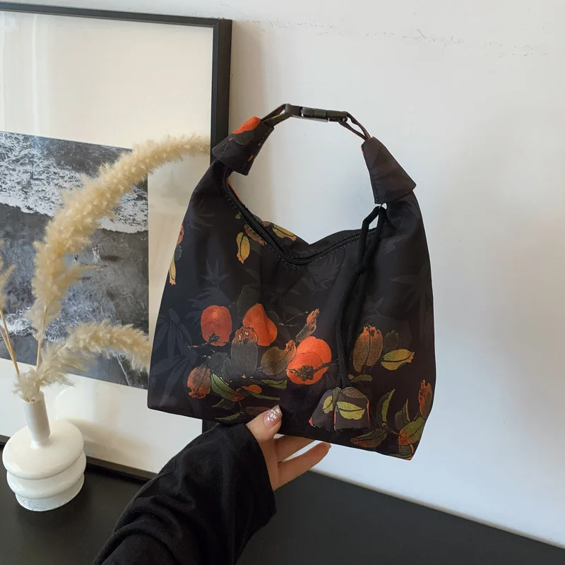 Chinese Style Retro Woman Handbag Adjustable Embroidered Pea Purses Satin Traditional Cheongsam Tote Bag Travel Shoulder Bags
Chinese Style Retro Woman Handbag Adjustable Embroidered Pea Purses Satin Traditional Cheongsam Tote Bag Travel Shoulder Bags