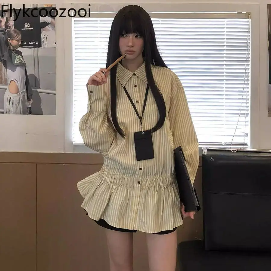 Flykcoozooi Korean Fashion Polo Collar Striped Shirt Dress Autumn Women Clothing Spicy Girl Mini Skirt Set Casual Two Piece Set
Flykcoozooi Korean Fashion Polo Collar Striped Shirt Dress Autumn Women Clothing Spicy Girl Mini Skirt Set Casual Two Piece Set