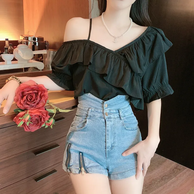 Elegant Off-Shoulder Ruffle Shirt Women's Design Summer Fashion Sleeveless Slim Fit Pure Color Stand Collar GZL20234652
Elegant Off-Shoulder Ruffle Shirt Women's Design Summer Fashion Sleeveless Slim Fit Pure Color Stand Collar GZL20234652