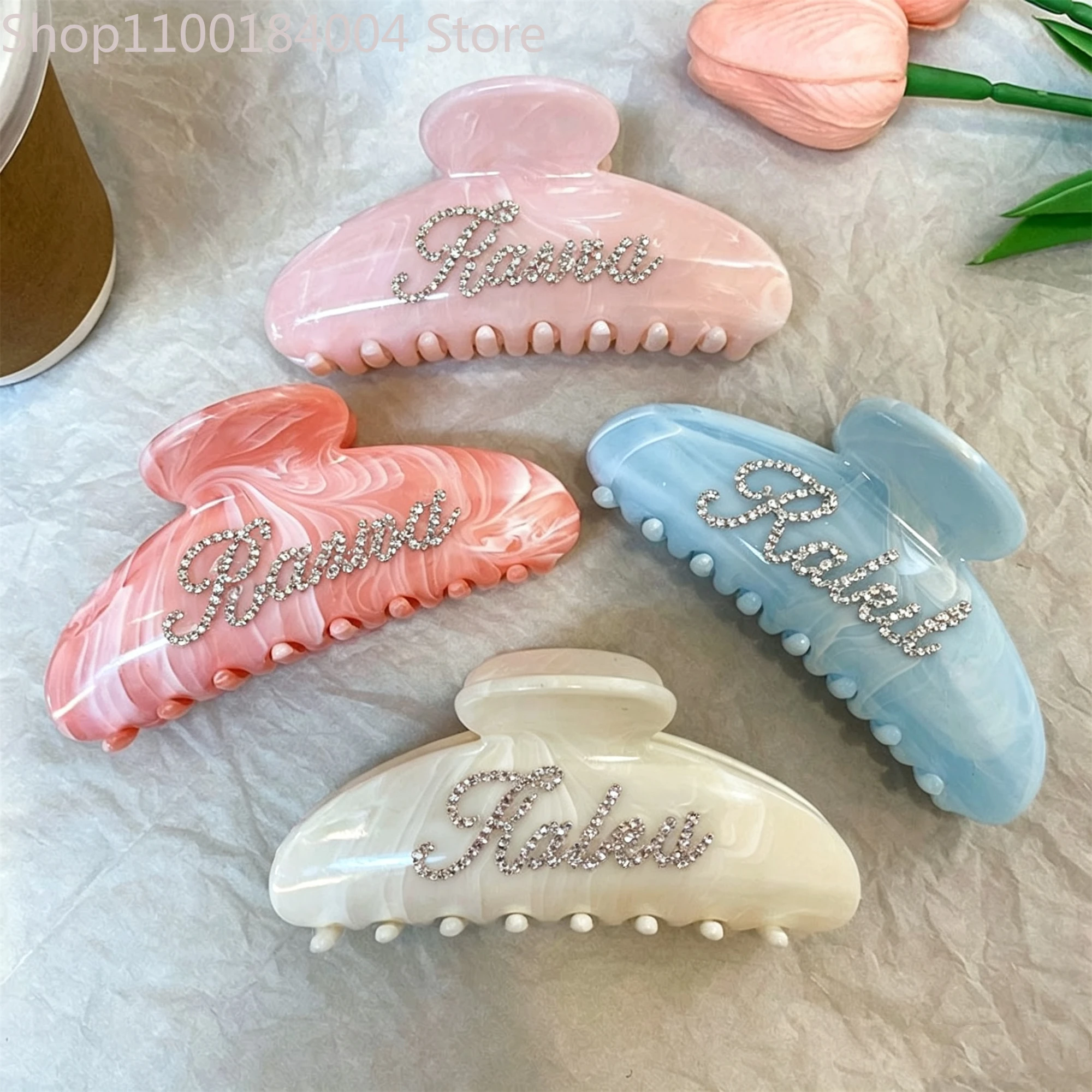 ersonalized English name, rhinestone, exquisite clip clip, hair clip, souvenir, birthday gift
ersonalized English name, rhinestone, exquisite clip clip, hair clip, souvenir, birthday gift